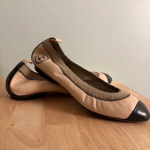 Chanel Flats Cream and Black